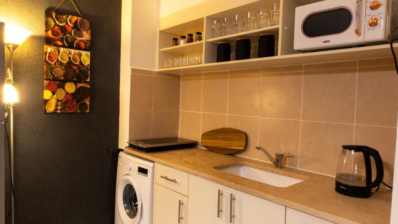 Grey House Apartment Ейлат Екстериор снимка