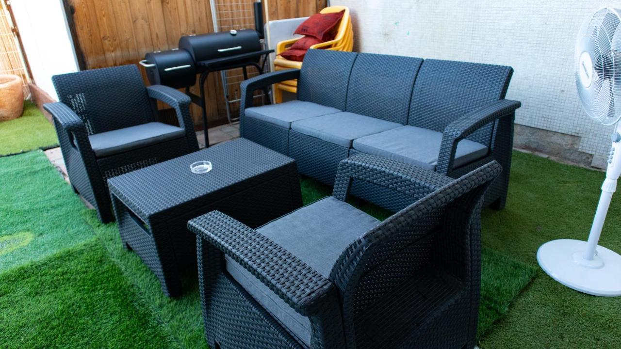 Grey House Apartment Ейлат Екстериор снимка