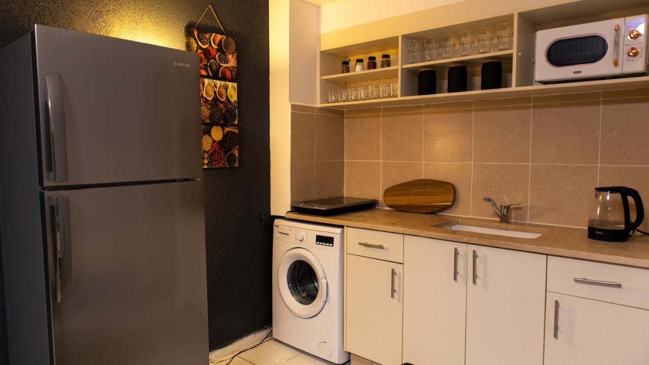 Grey House Apartment Ейлат Екстериор снимка